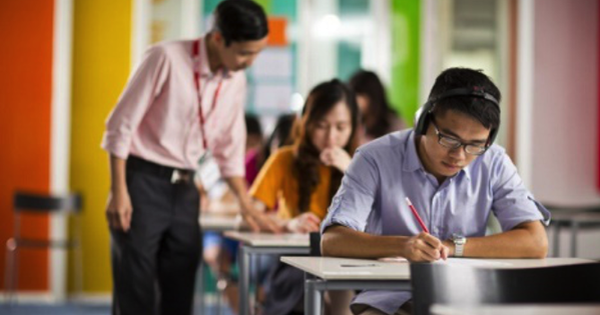 Lãnh đạo Bộ GD-ĐT lên tiếng về việc Hội đồng Anh và IDP cùng hoãn tổ chức thi IELTS Lãnh đạo Bộ GD-ĐT lên tiếng về việc Hội đồng Anh và IDP cùng hoãn tổ chức thi IELTS
