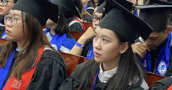 Trường ĐH Mở TP HCM có 32 sinh viên là thủ khoa toàn khóa