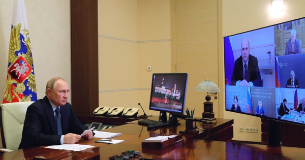 President Putin: Western sanctions “failed”