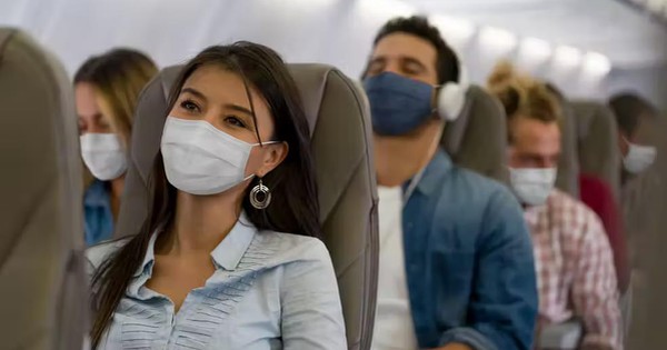 Europe abolishes regulations on wearing masks on planes and in airports