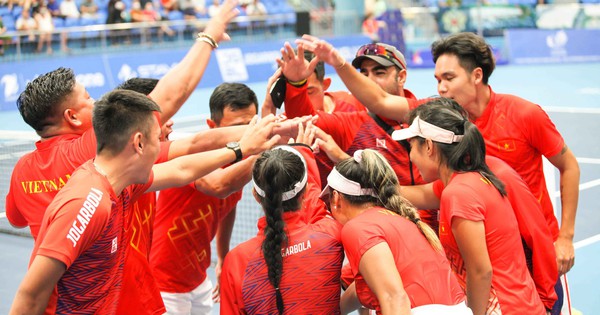 Tuyển Việt Nam khởi đầu xuất sắc nội dung đôi nam quần vợt SEA Games 31