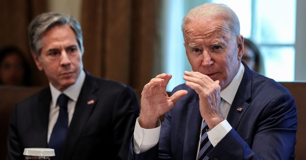 Russia bans President Joe Biden from entering