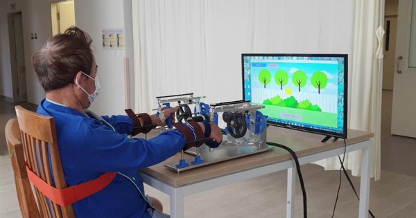Độc đáo thiết bị hỗ trợ phục hồi chức năng cho khớp cổ tay