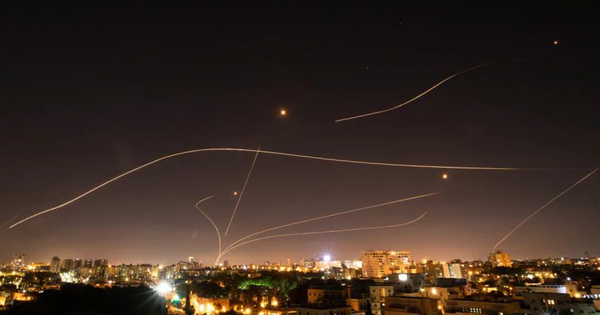 Israel announces pioneering weapons, erecting “laser wall” around the country