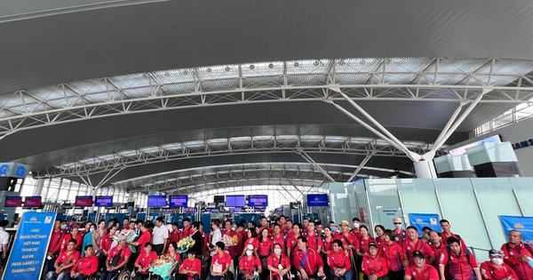 thumbnail - Đoàn Việt Nam lên đường dự ASEAN Para Games 11 trên chuyến bay đặc biệt