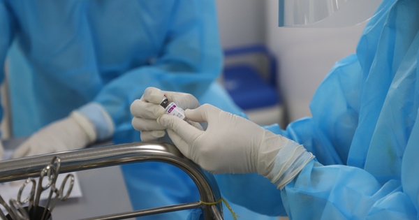 Dịch Covid-19 hôm nay: Số ca nhiễm mới cao nhất 75 ngày qua Dịch Covid-19 hôm nay: Số ca nhiễm mới cao nhất 75 ngày qua