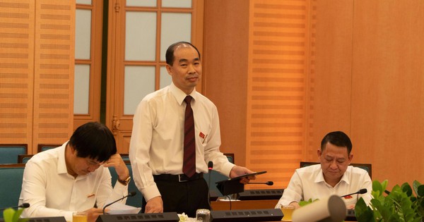 Những bệnh viện lớn nào có nhiều nhân viên y tế, bác sĩ nghỉ việc và chuyển công tác?