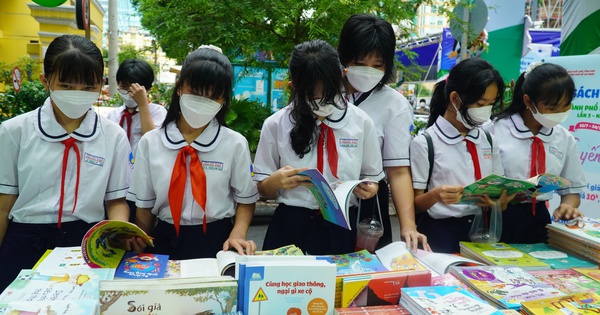 Sách sẽ “đầy ắp” 50 thư viện
ở ngoại thành TP HCM