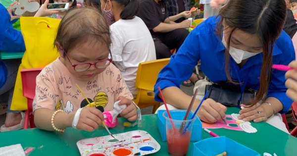 Trung thu sớm cho 2.000 bệnh nhi sau đại dịch Covid-19