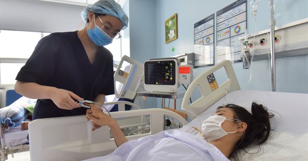 Căn bệnh hiếm gặp nào khiến cô gái có khối u khổng lồ trong tim?