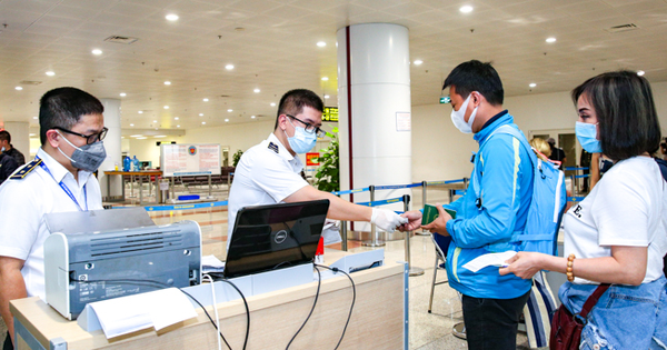 Dịch COVID-19 hôm nay: Số nhiễm ngày đầu tiên năm 2023 giảm thấp nhất gần 2 năm qua