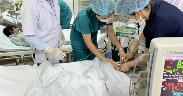 Huy động các bệnh viện lớn cứu bệnh nhân ngộ độc cá chép muối ủ chua ở Quảng Nam