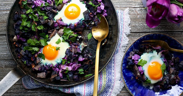 Tác động bất ngờ lên sức khỏe khi ăn bắp cải, khoai lang tím