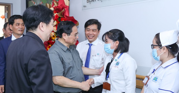 Thủ tướng dự lễ khánh thành Bệnh viện Ung bướu TP HCM cơ sở 2