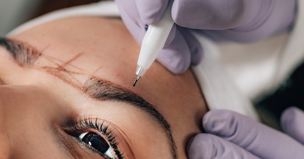 Một bác sĩ người Trung Quốc bị xử phạt 16,5 triệu động vì nhiều vi phạm