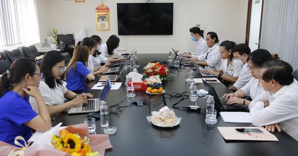 COVID-19 hết khẩn cấp nhưng AIDS vẫn là đại dịch