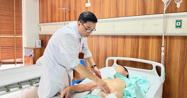 Nhập viện vì đau bụng, bác sĩ phát hiện lý do bất ngờ