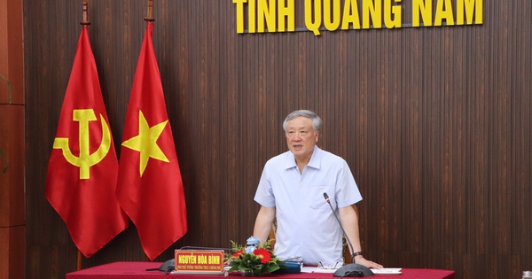 Phó Thủ tướng Thường trực Nguyễn Hòa Bình làm việc với 5 địa phương ...