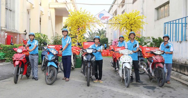 Tết rộn ràng ở nhà máy