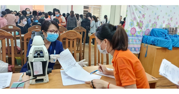 Phát triển đoàn viên, cải thiện đời sống cho CNVC-LĐ