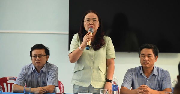 Nữ hiệu phó vừa bị tạm đình chỉ, 75 học sinh trở lại lớp học