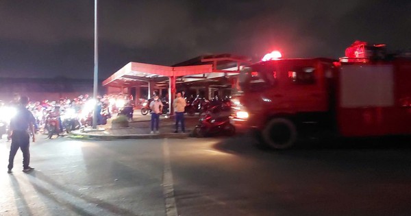 Sau tiếng nổ lớn, hàng trăm hộ dân tại Đà Nẵng chìm trong bóng tối