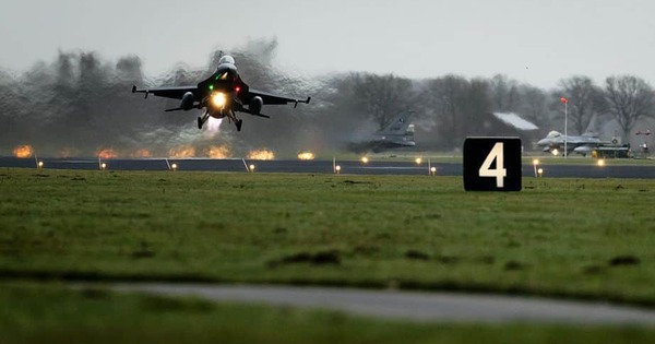 UAV lạ áp sát nhiều sân bay, quân đội Hà Lan nổ súng