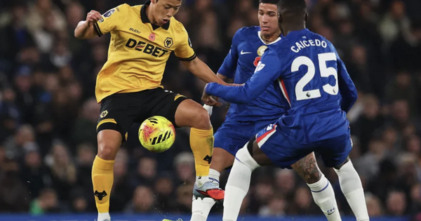 Đại thắng Wolves, Chelsea lên nhì bảng Ngoại hạng Anh