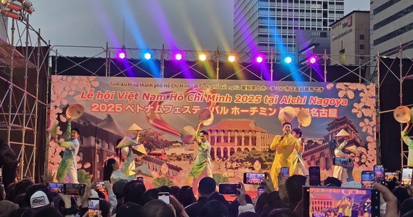 Đông Hùng, Võ Hạ Trâm hội ngộ tại Lễ hội Việt Nam - TP HCM ở Nhật Bản