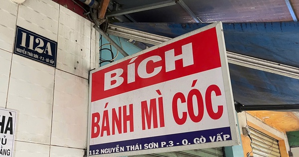 Vụ nghi ngộ độc sau khi ăn bánh mì ở TP HCM: Số người nhập viện tiếp tục tăng