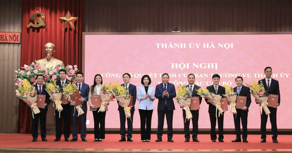 Hà Nội điều động, bổ nhiệm loạt Giám đốc Sở, Bí thư phường, xã