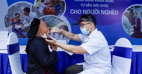 Chăm sóc sức khỏe - Nền tảng giúp giảm nghèo bền vững