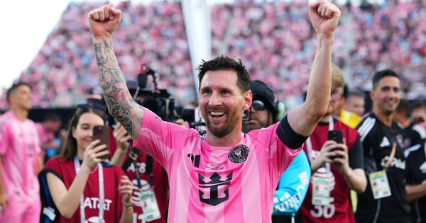 5 cầu thủ vượt Messi ở thành tích đặc biệt