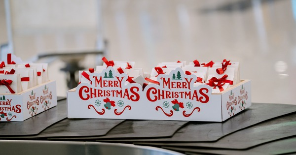 Những kiện hàng đặc biệt xuất hiện trên băng chuyền hành lý ở Nội Bài vào Giáng sinh