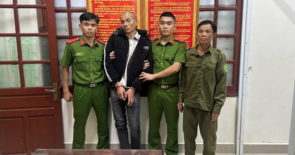 Chủ quán cà phê mất cả trăm triệu đồng, camera ghi lại chân dung kẻ đầu trọc đáng ngờ