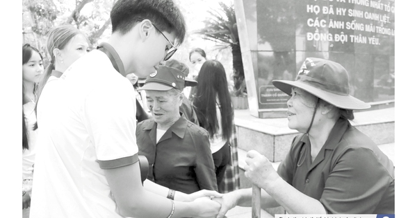 Báo in Người Lao Động 26-12: “Súng ma” và những nỗi lo mới