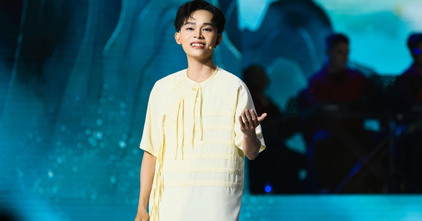 Hồ Văn Cường khiến khán giả vỡ òa