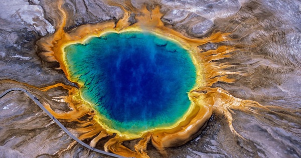 Phát hiện "nắp magma đang thở" trong siêu núi lửa Yellowstone