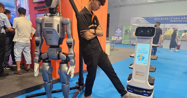 Đưa robot vào phục vụ ở nhiều nơi