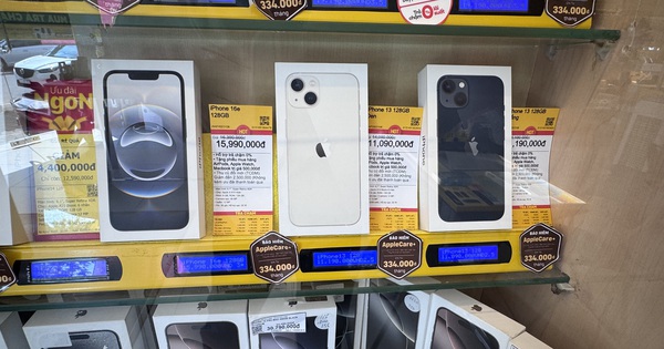 Nhiều nhà bán lẻ ngừng bán iPhone đời cũ