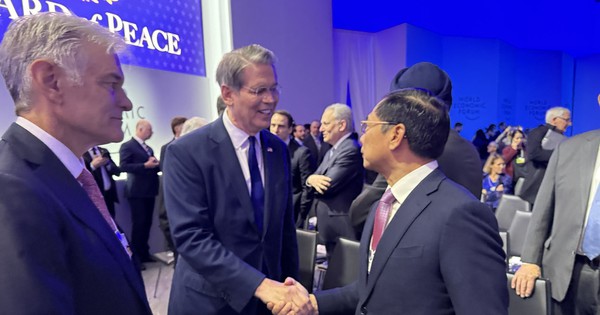 Việt Nam dự Lễ ký Hiến chương Hội đồng Hòa bình về chấm dứt xung đột tại Dải Gaza