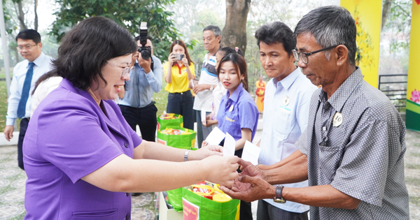 Nhiều hoạt động ý nghĩa tại Ngày hội "Xuân đoàn kết - Tết nghĩa tình" xã Bình Chánh