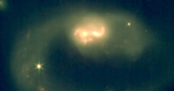 Bắt được "tín hiệu sự sống” từ thiên hà khác