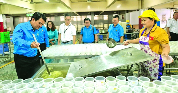 Công đoàn mạnh mẽ chuyển mình