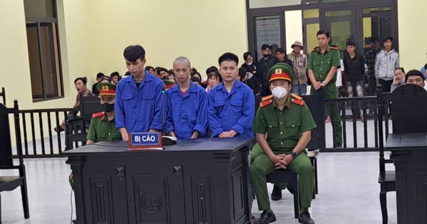 Nam thanh niên ở Cà Mau bị chém khi nghe điện thoại