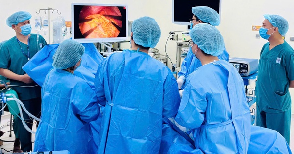 Cắt toàn bộ dạ dày cứu, sống người bệnh ung thư nguy kịch