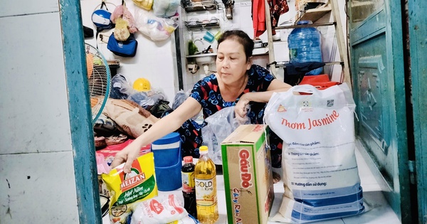 San sẻ gánh lo với công nhân khó khăn