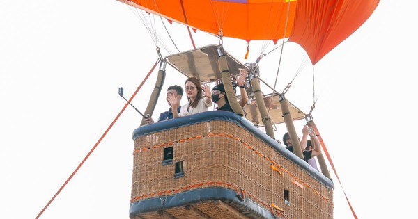 Tới Cần Giờ “đổi gió” với loạt trải nghiệm độc lạ: Valentine “ngầu” hơn khi nói lời yêu từ trên cao