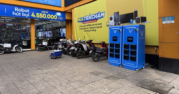 TPHCM công bố 52 điểm lắp tủ đổi pin xe máy điện