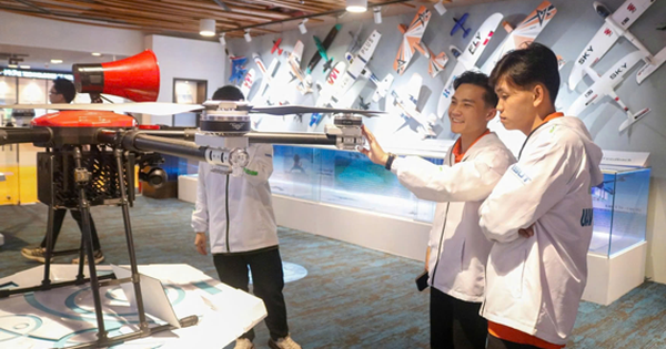 Tái cấu trúc mạnh mẽ thị trường lao động